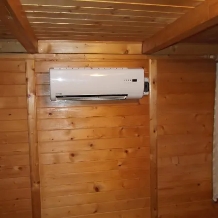 Letniskowe Деревянный коттедж